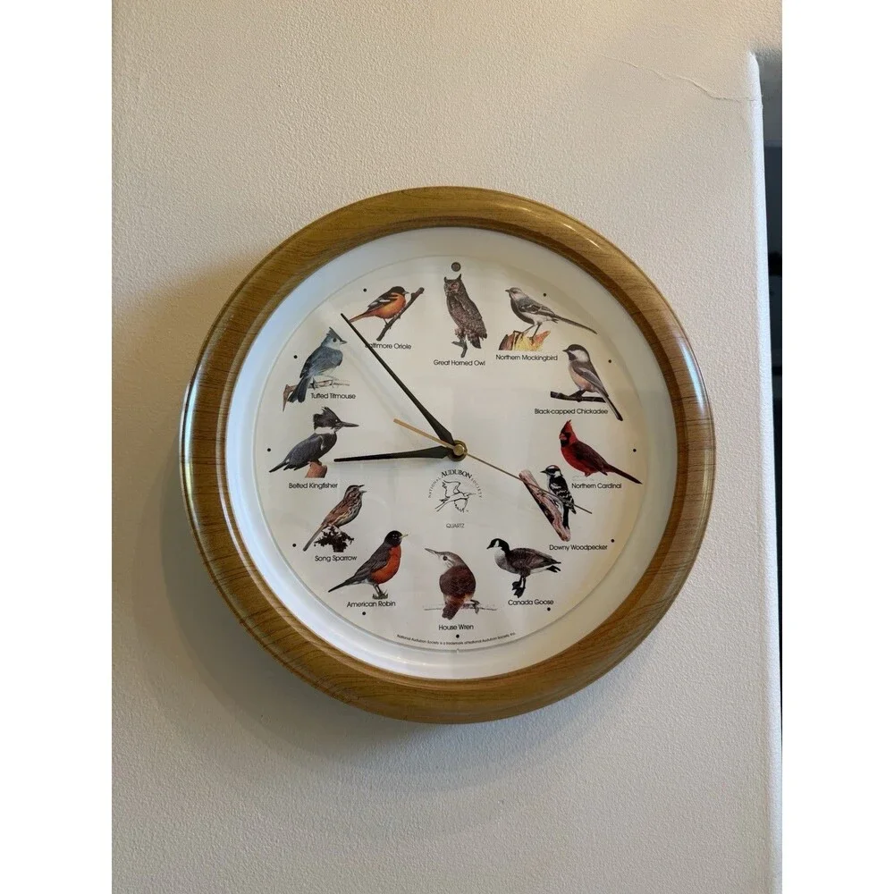 VINTAGE National Audubon Society Singing Bird Clock 13